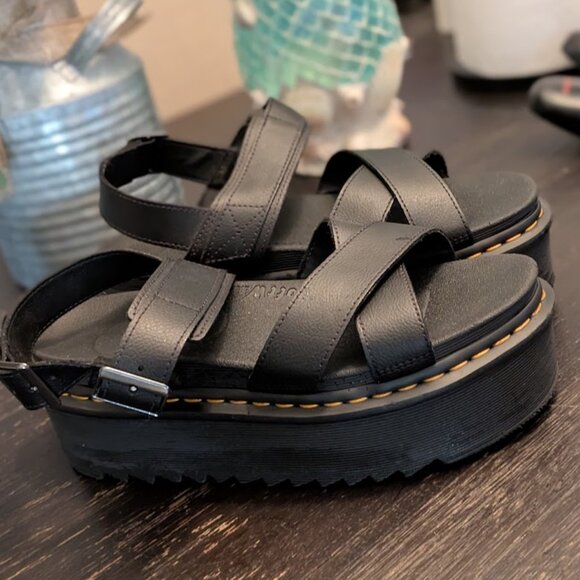 S9 DR MARTENS VOSS II QUAD SANDAL - Picture 6 of 6